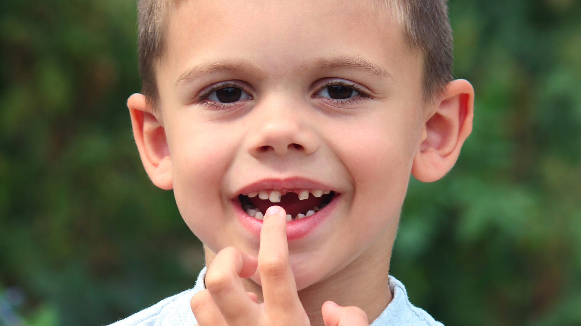 Caduta precoce dei denti da latte | Torino | Studio Cemisa